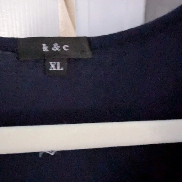 k & c, Women's XL, Navy Blue knit Blouse - Picture 4 of 4